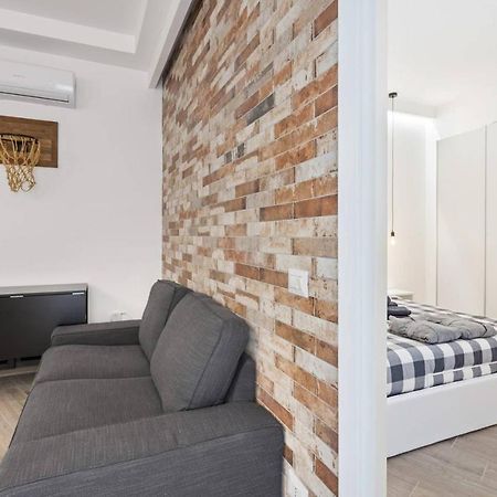 Modern And New Flat In Duomo Area Daire Milano Dış mekan fotoğraf