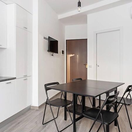 Modern And New Flat In Duomo Area Daire Milano Dış mekan fotoğraf