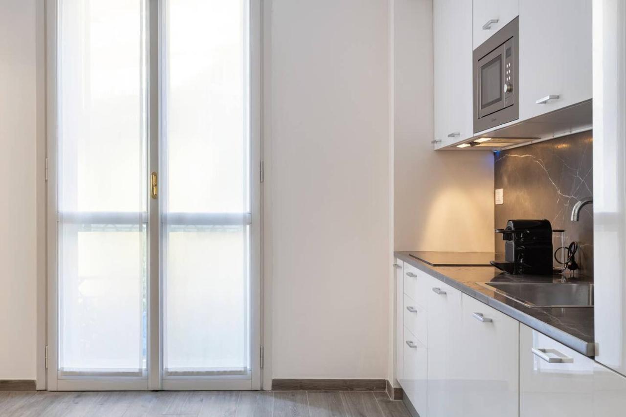 Modern And New Flat In Duomo Area Daire Milano Dış mekan fotoğraf