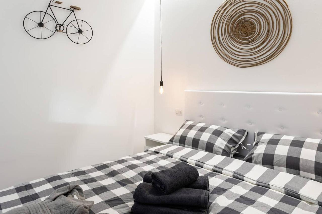 Modern And New Flat In Duomo Area Daire Milano Dış mekan fotoğraf