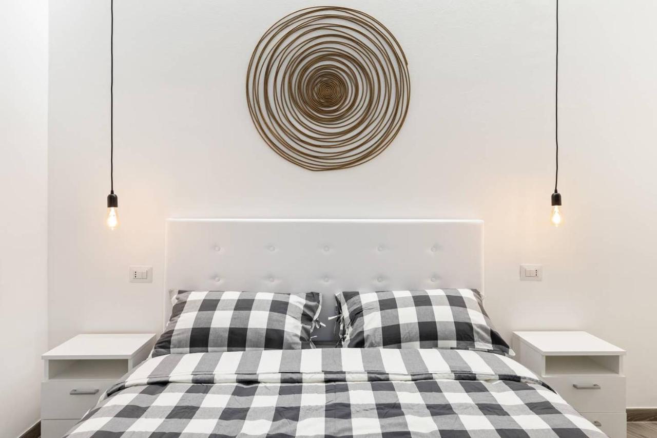 Modern And New Flat In Duomo Area Daire Milano Dış mekan fotoğraf