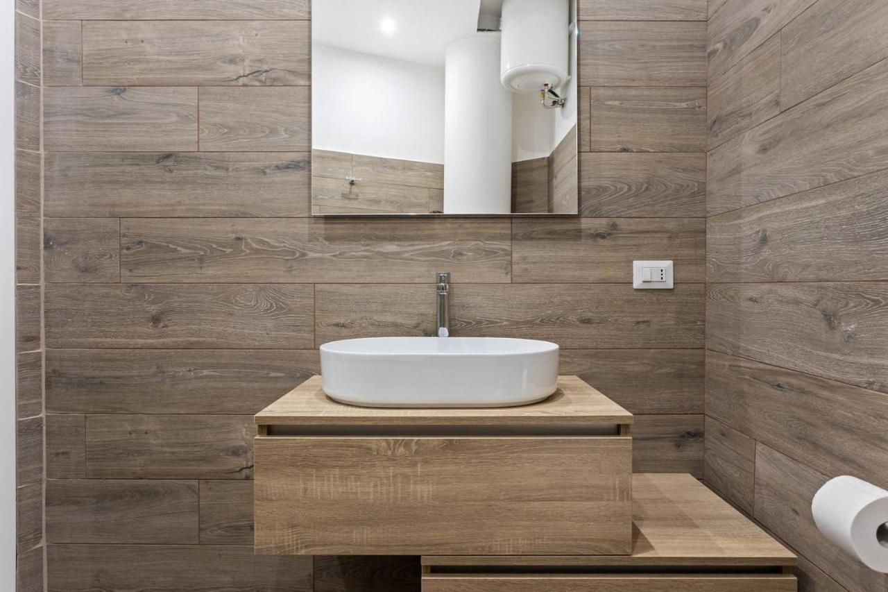Modern And New Flat In Duomo Area Daire Milano Dış mekan fotoğraf
