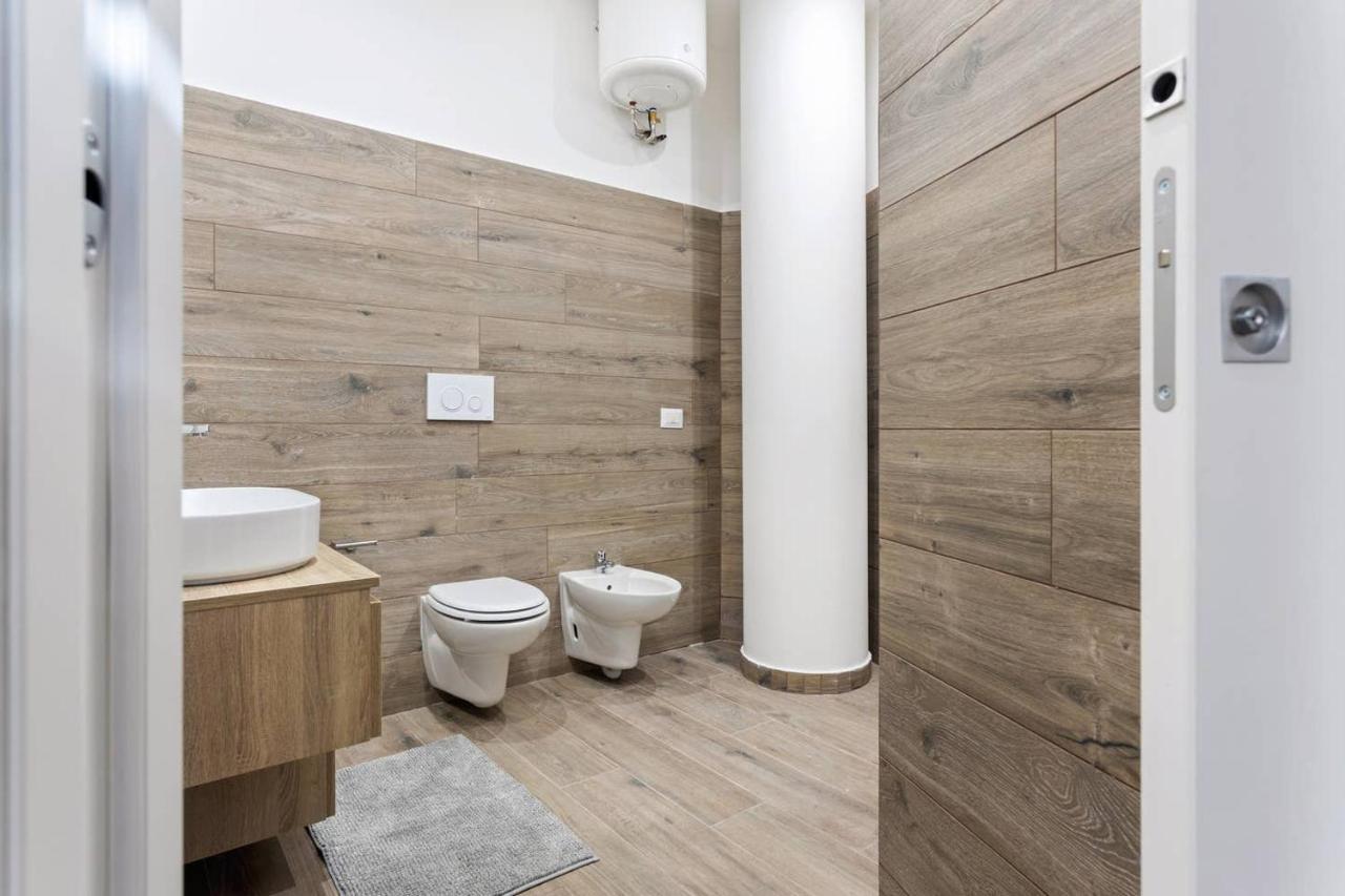 Modern And New Flat In Duomo Area Daire Milano Dış mekan fotoğraf